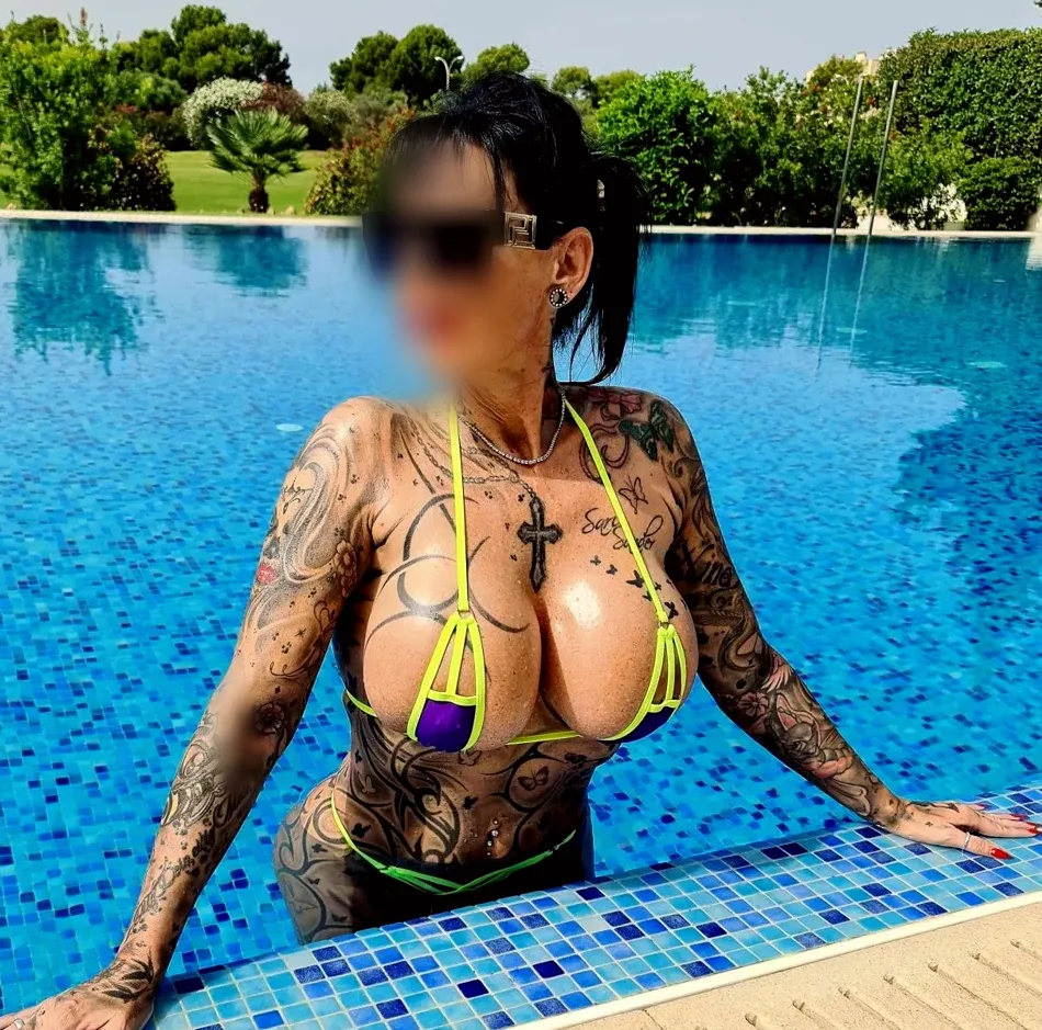 Chiara, 39