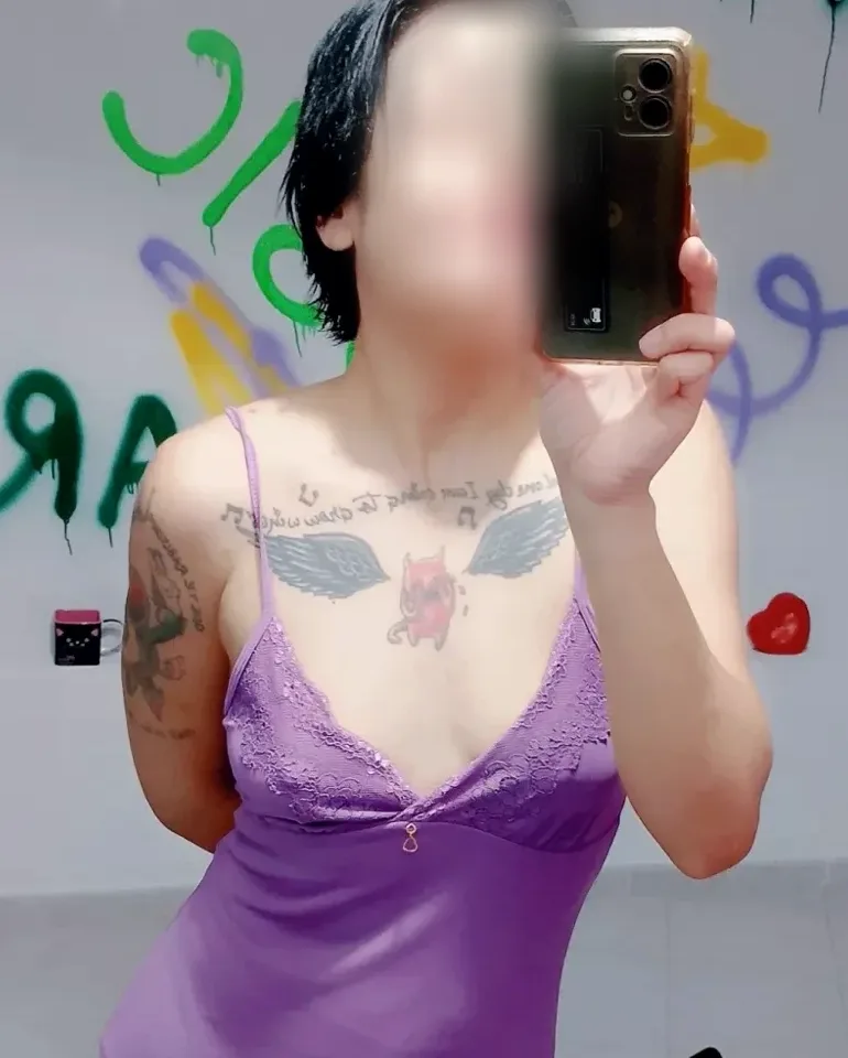 Esra, 21