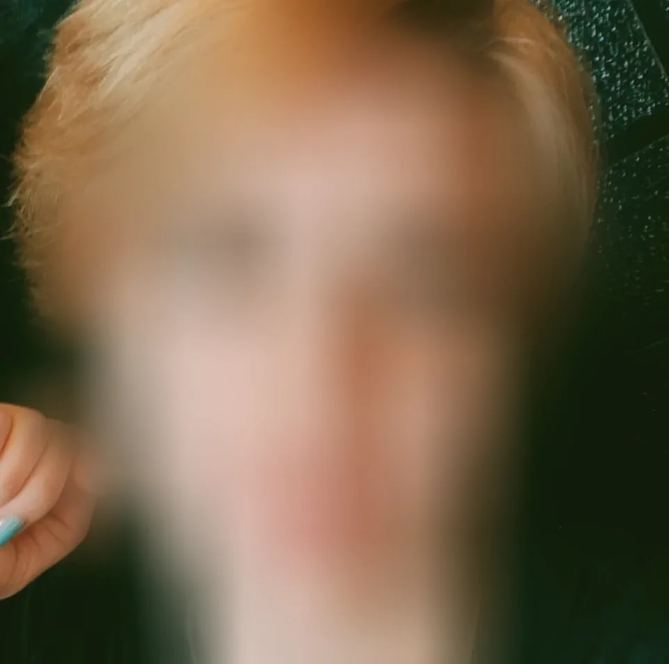 Helena, 26