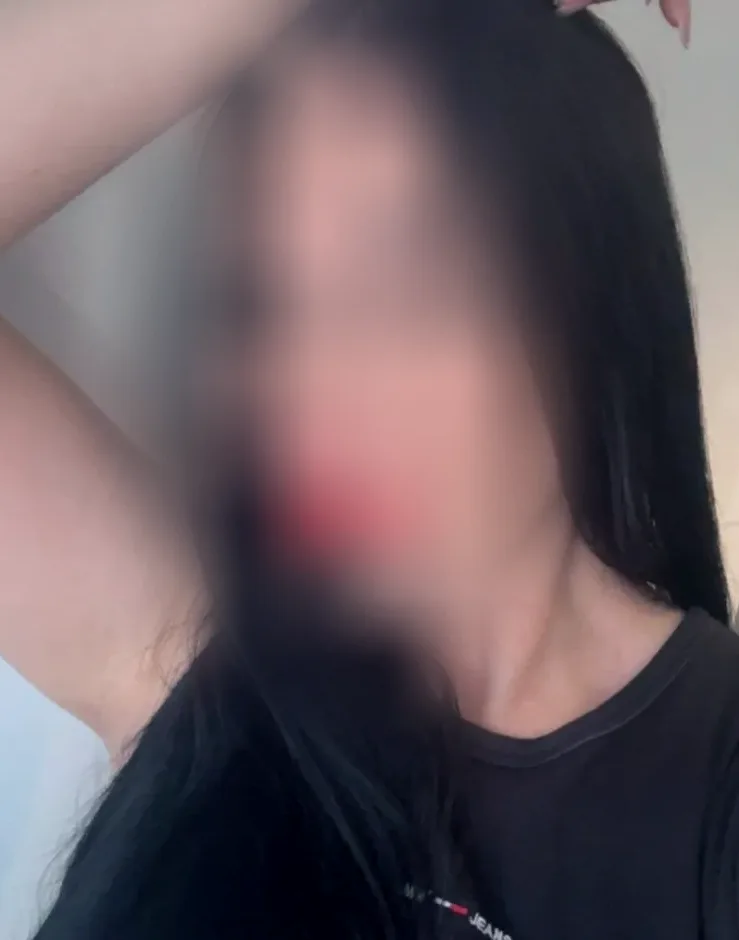 Zeynep, 34